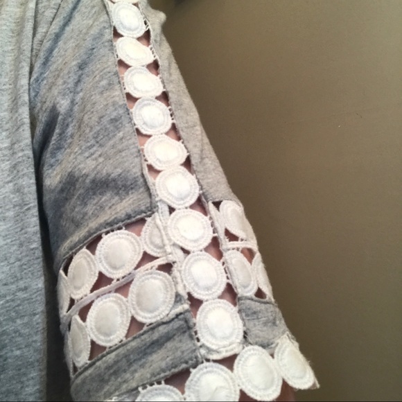 Women's Summer Top - Picture 5 of 10